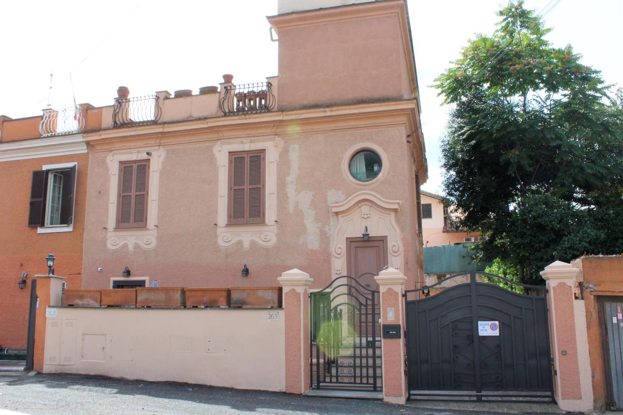 Palazzina Mariani Aparthotel Рим Екстериор снимка